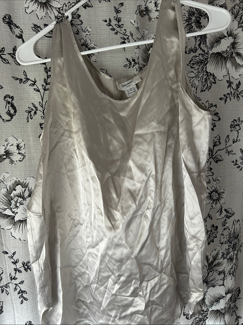 Dorman Satin Scoop Tank Top - Light Cream
